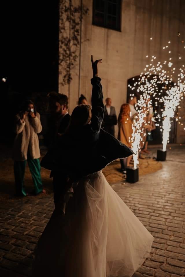 PartyBox DJ and special effects at Gaillardia Country Club Oklahoma — photo 4