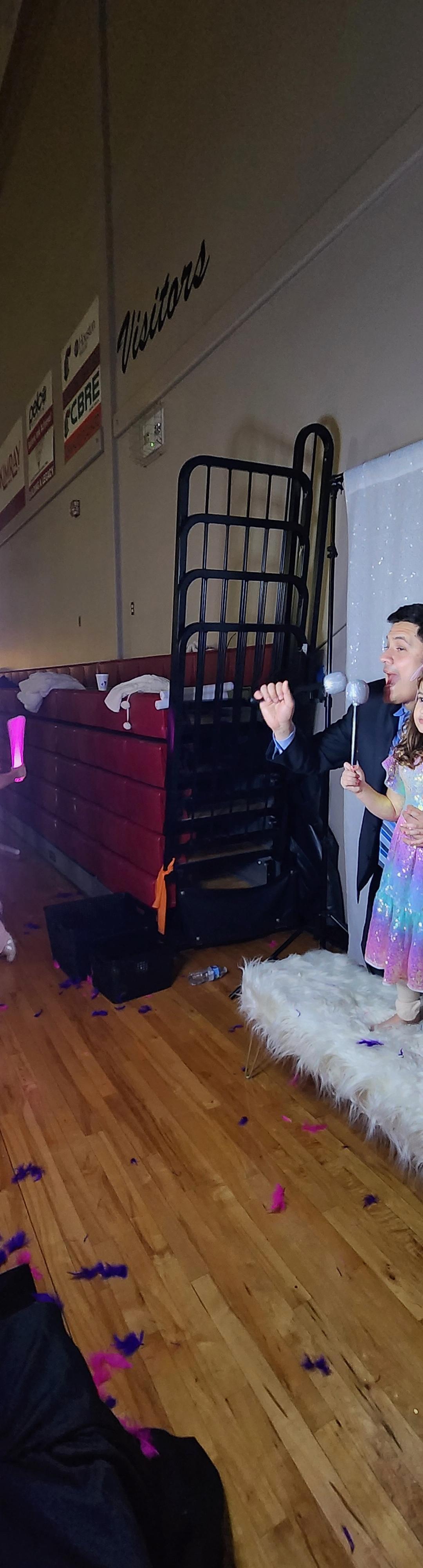 Daddy daughter dance photo booth in Oklahoma City